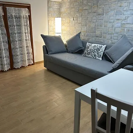 Clivio - By Ligooria Apartment